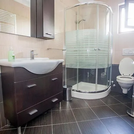 Milena Apartman Frata